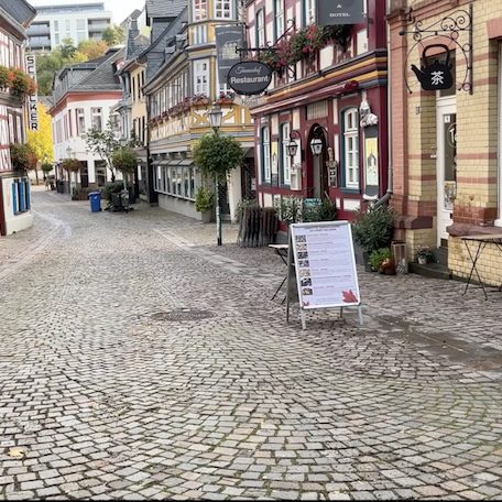 Ein kleines Teelädchen, ein kleines Städtchen – und ein neues Abenteuer! 1 little tea shop in little town idsteiner teeladen