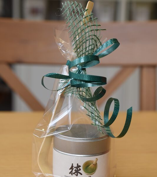 bio-matcha-set-mit-bambusloeffel